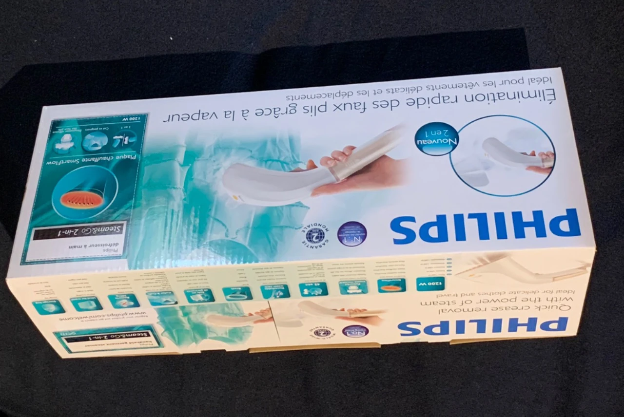 Philips electric handheld steamer with instruction manual – photo 12